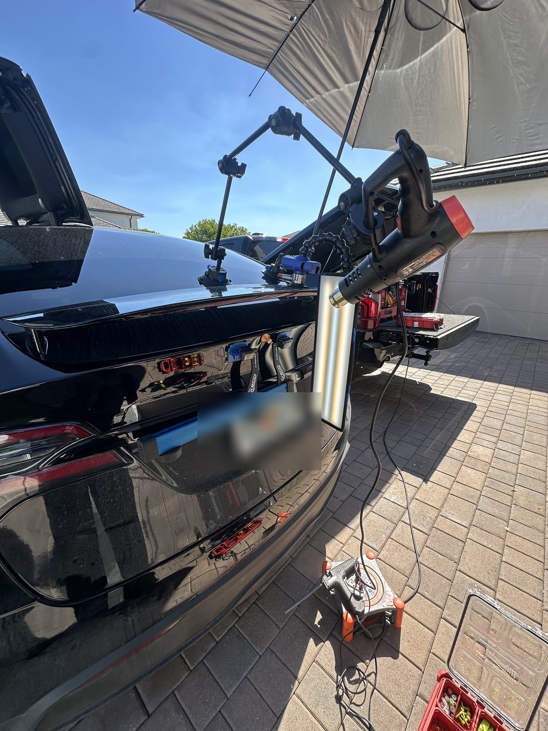 PDR reflection board on a black panel, Miami